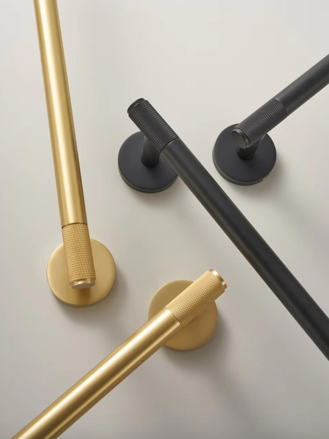 Brass Modern Knurled Bathroom Hardware (Satin Brass)