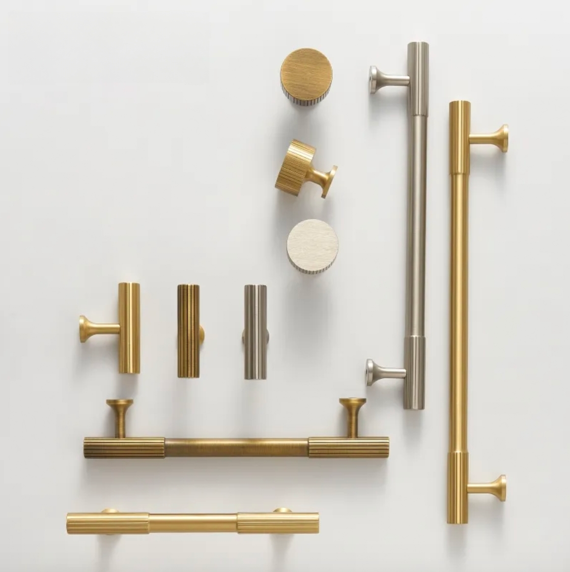 Solid Metal Brass Knurled Textured Handles - ELEGANTE