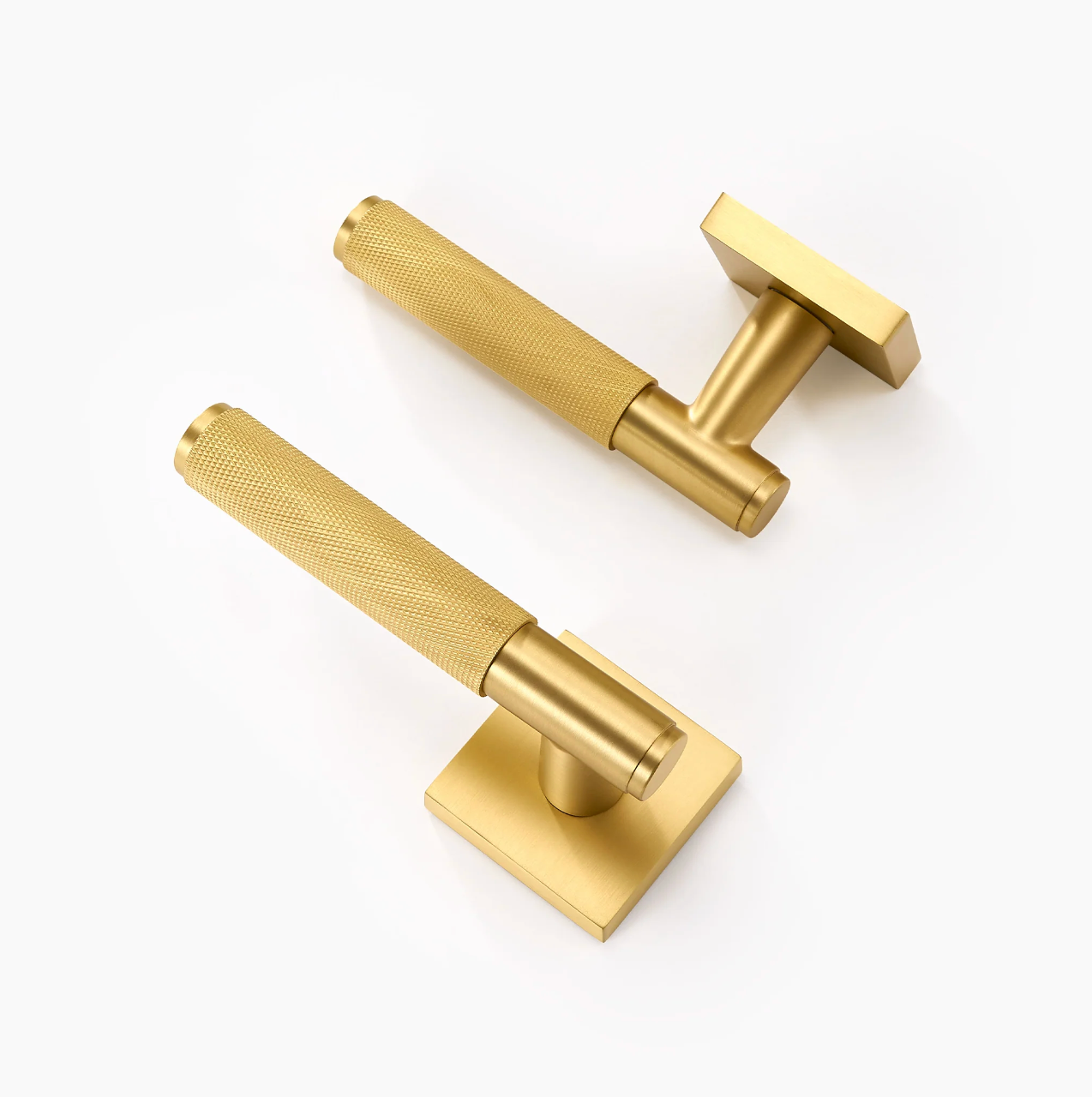 Satin Brass Cross Knurled Door Lever Handle With Square Shaped Rose