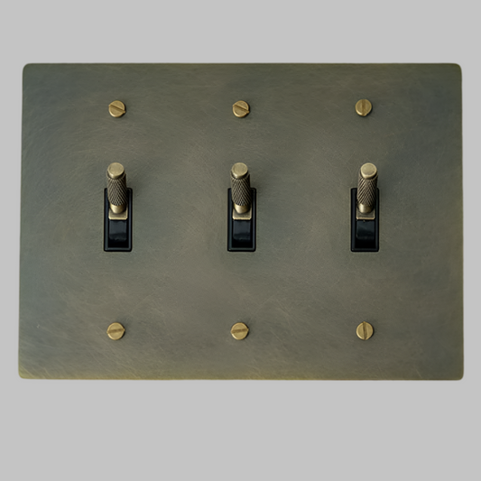 Antique Brass Modern Knurled Toggle Light Switch Wall Plate (3-Gang)